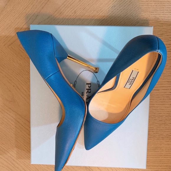 Prada heels - Picture 5 of 5